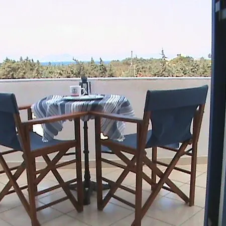 Castello Azzurro Agia Anna (Naxos)