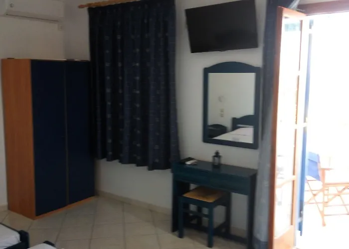 Castello Azzurro Apartment *