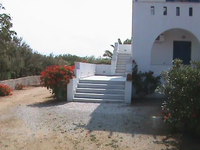 Castello Azzurro Agia Anna (Naxos)