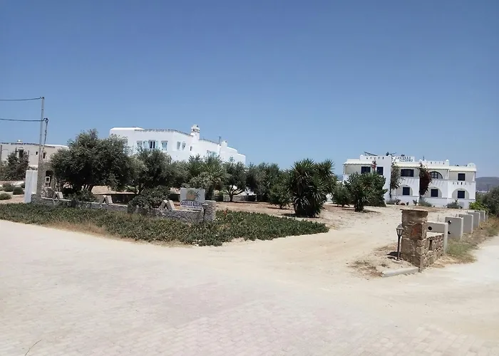 Castello Azzurro Agia Anna (Naxos)